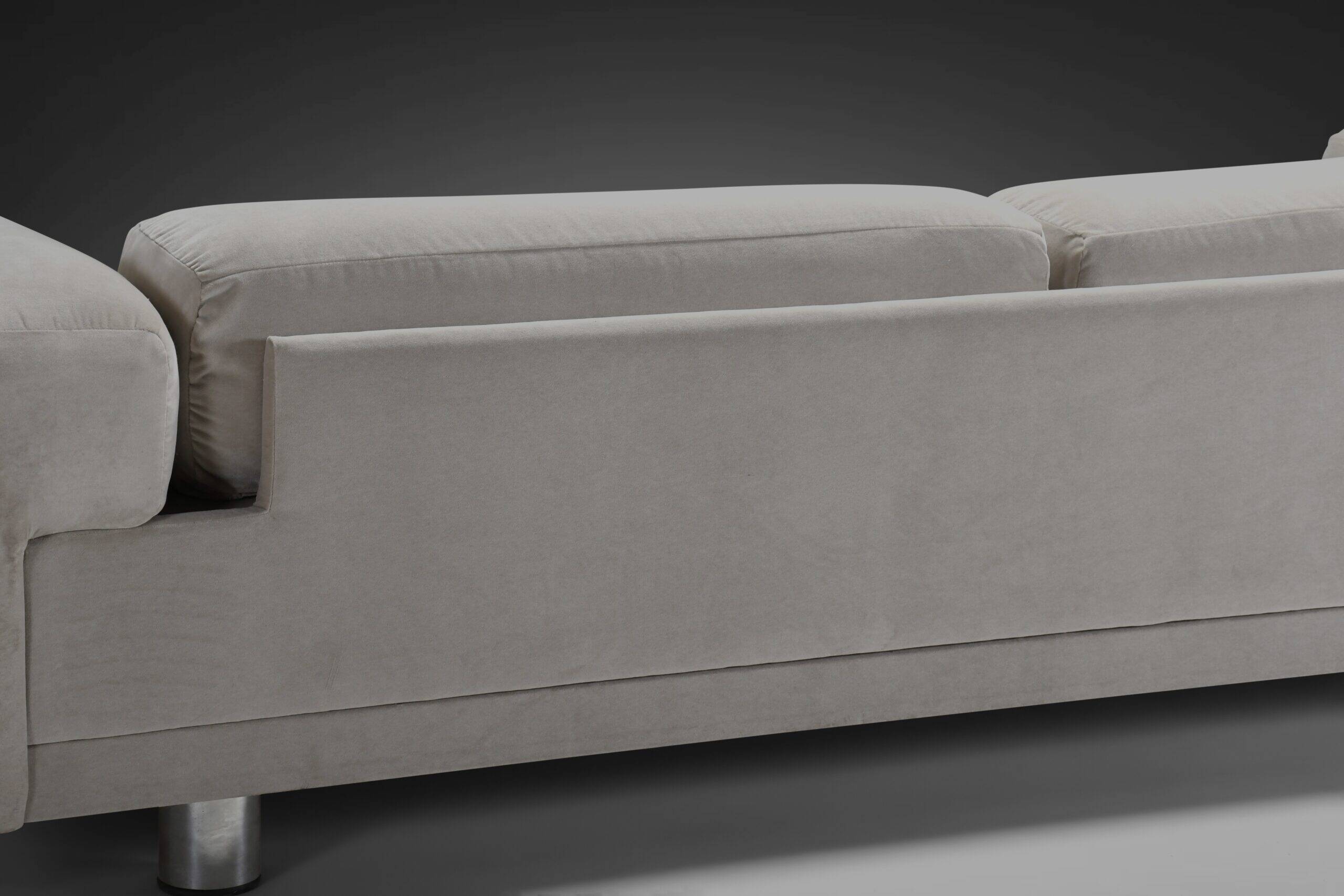 Howard Keith 'Diplomat' sofa for HK Furniture, UK 1970S