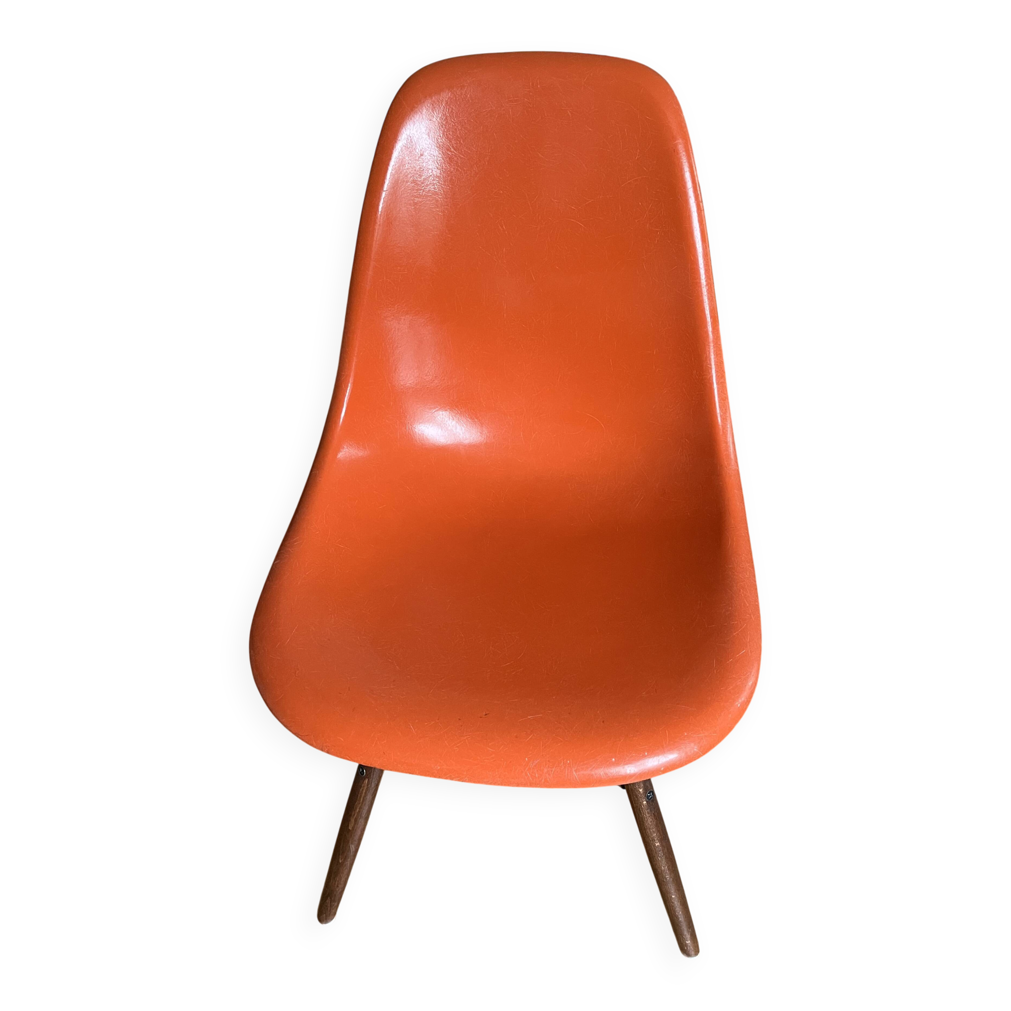 4 Chaises Charles & Ray Eames Herman Miller DSW orange