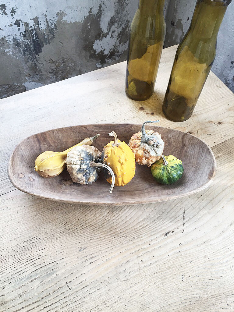 Brutalistic oval wood dish