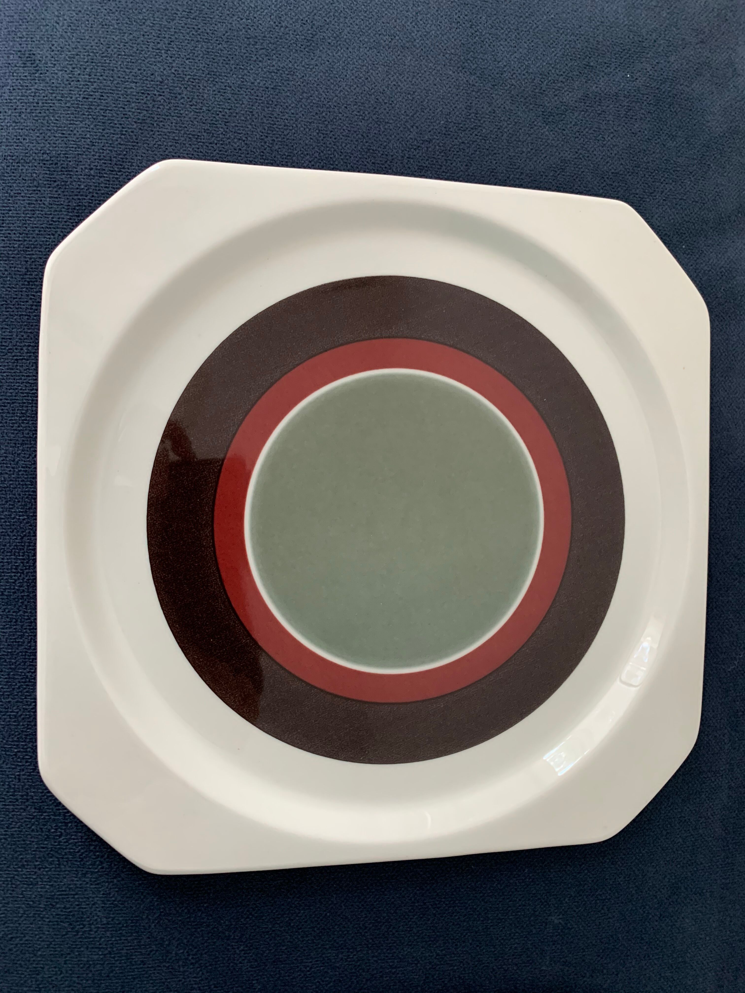 Service 4 people Avant Garde de Villeroy and Boch 1970