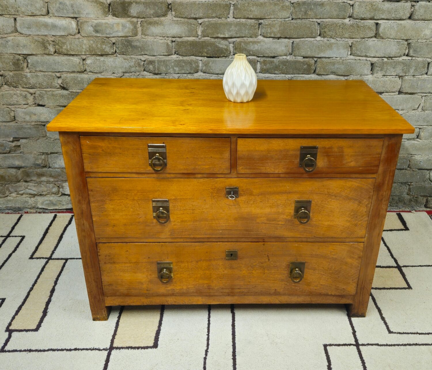 Solid walnut chest of drawers from the 1960s.