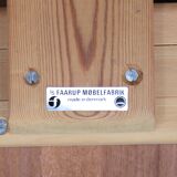 Round teak dining table, 4/10 people.