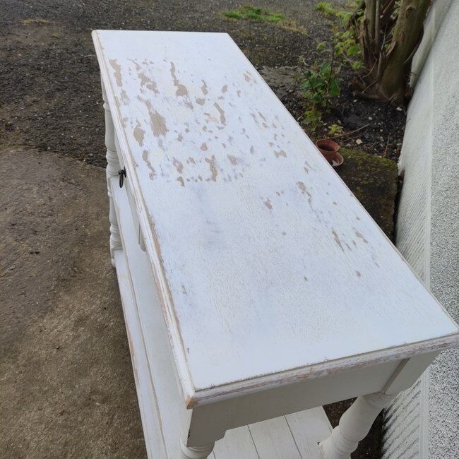 Console, draper table