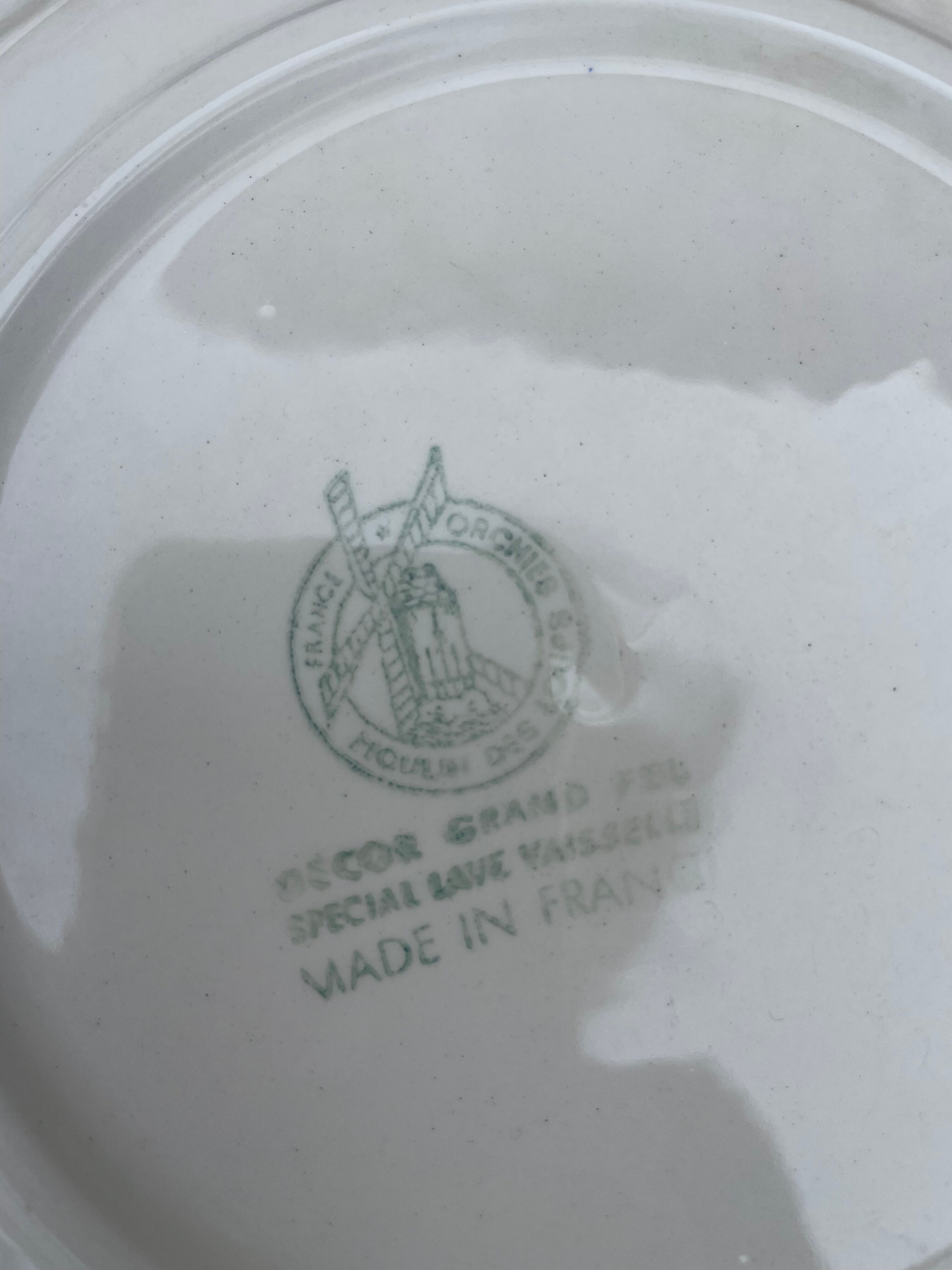 Pink vichy tile plates