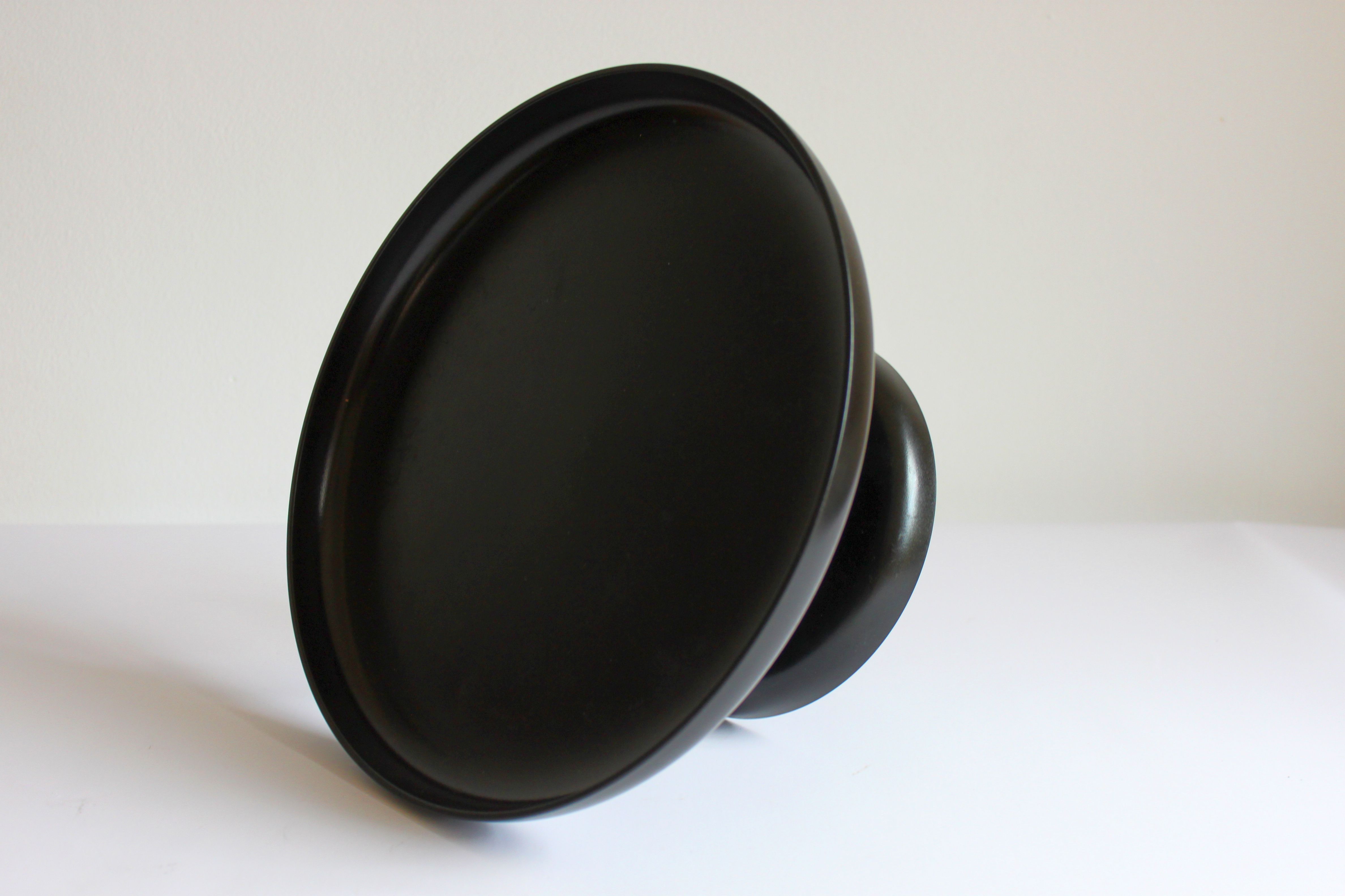 Plat « High tray » de Jasper Morrison pour Vitra