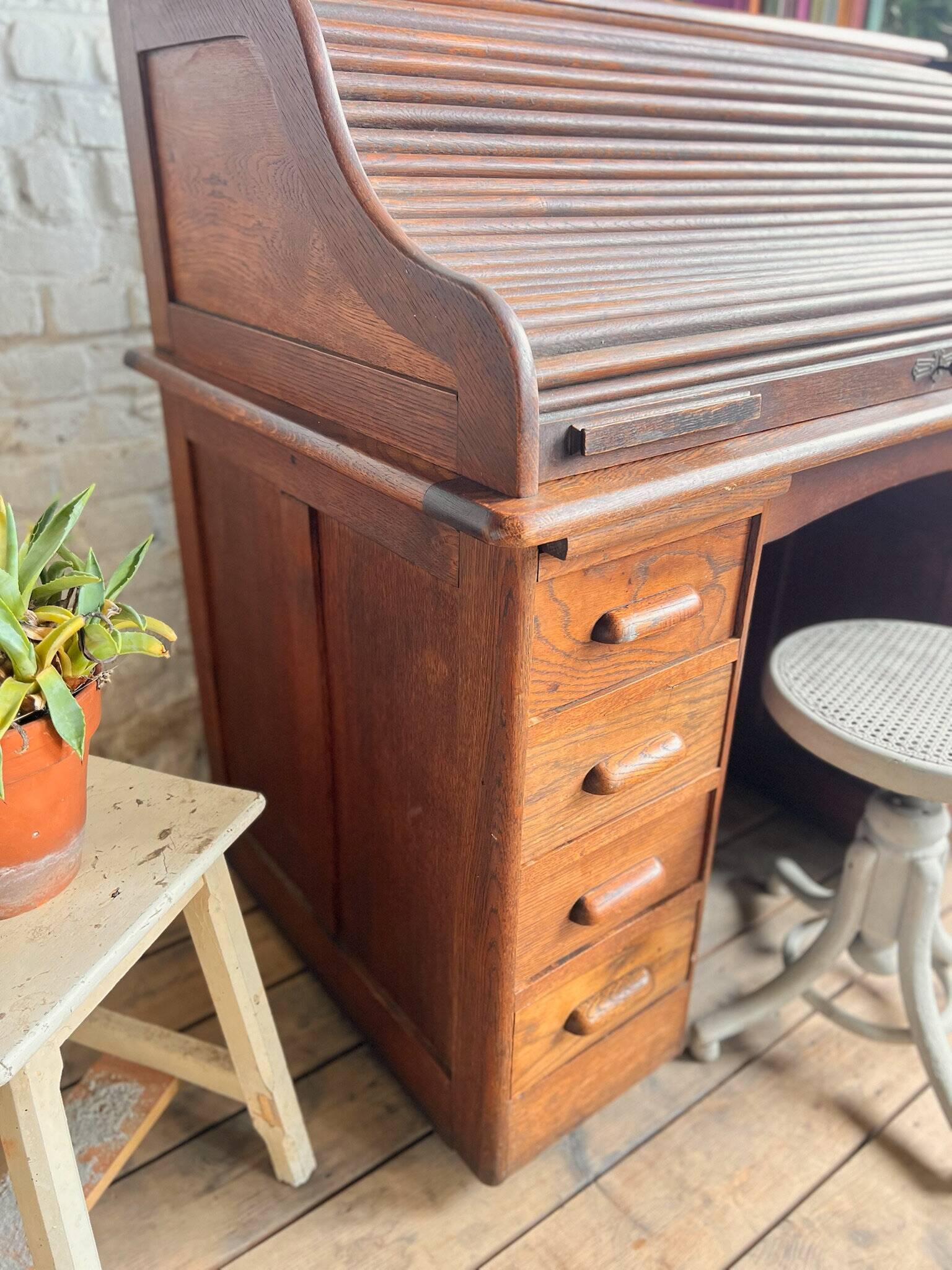 Old "American" desk Bouchery-Grenier