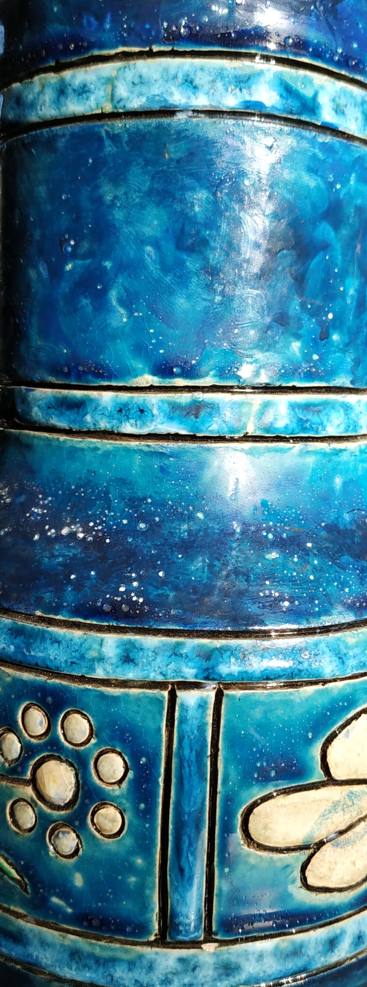 Triki blue ceramic vase floral patterns