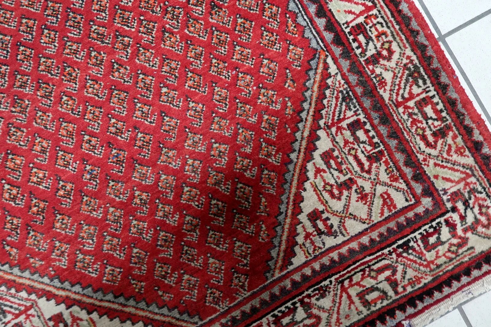 1950s Handmade Wool Boteh Rug, Red and Ivory, 104 × 156 cm - 1C1299