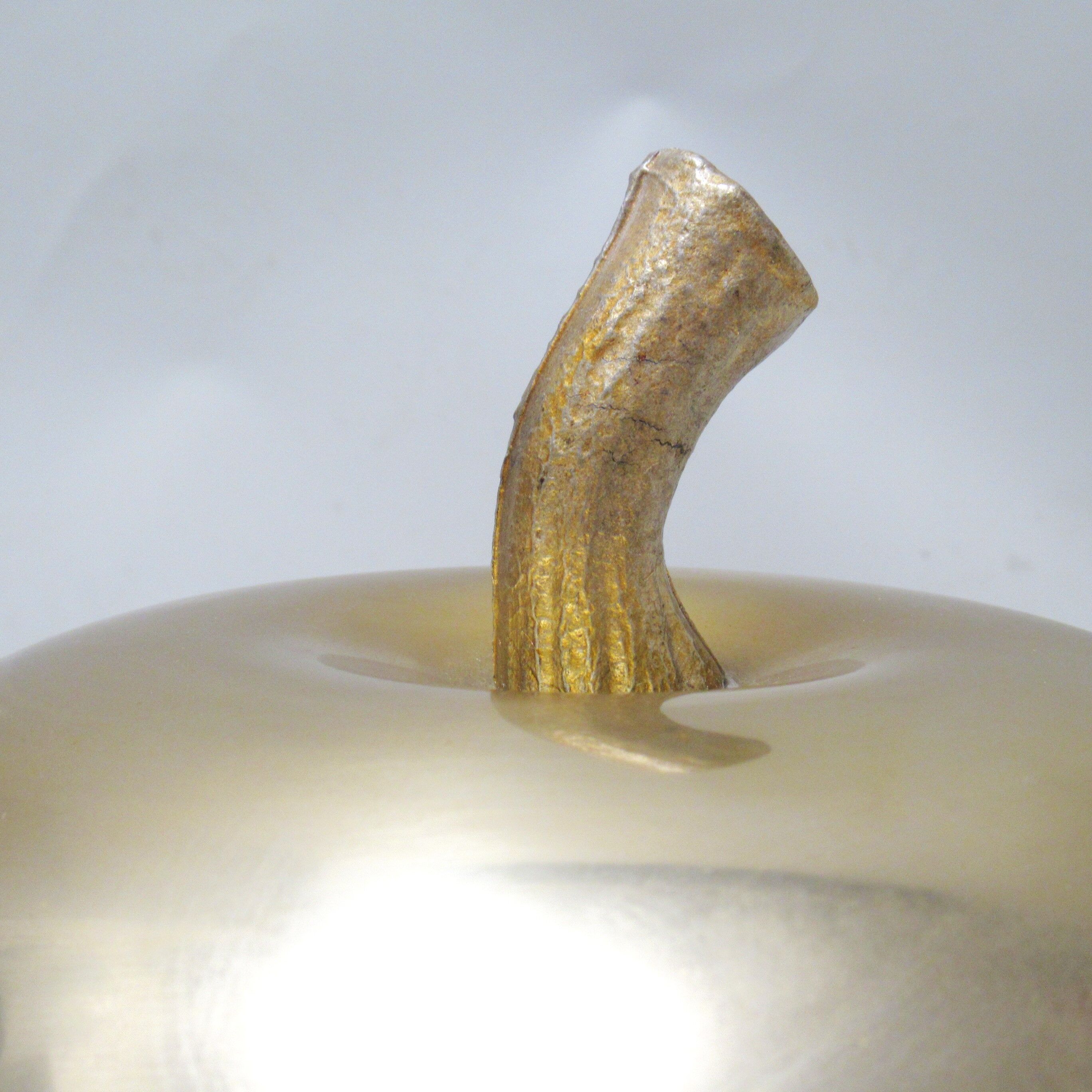 Golden ice cream apple 70s