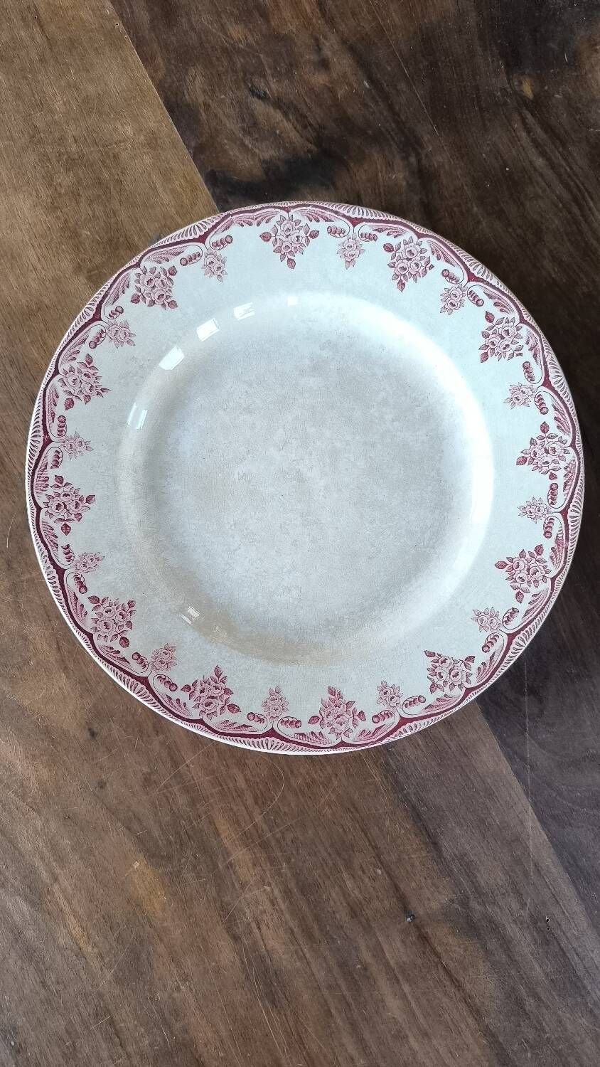 Iron earth serving dish