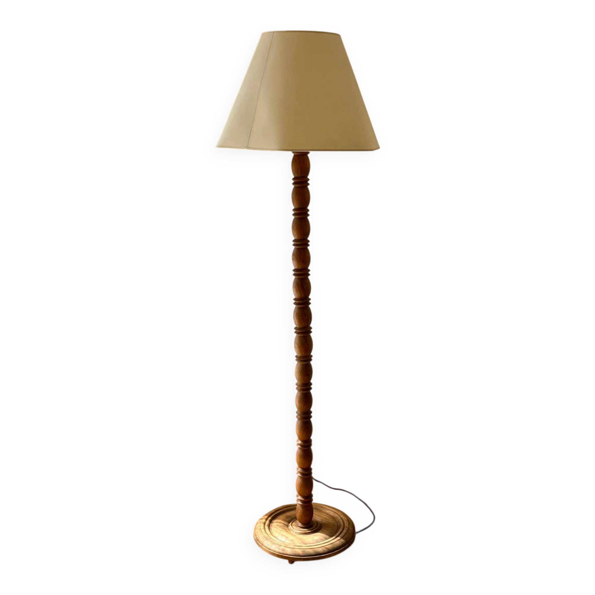 Lampadaire en bois tourné