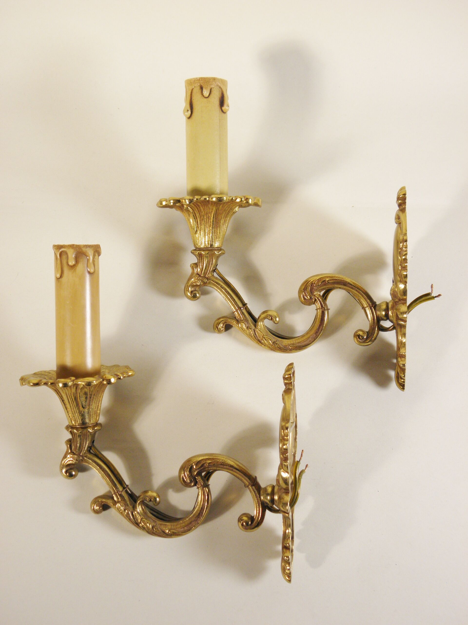Paire d'appliques en bronze doré
