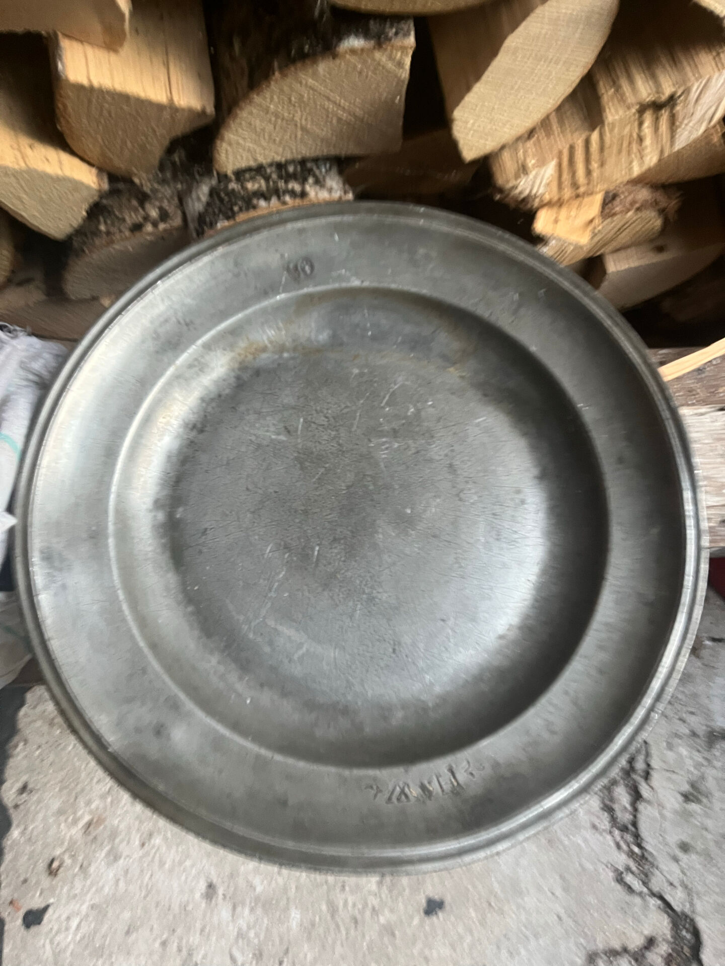 Plat en étain