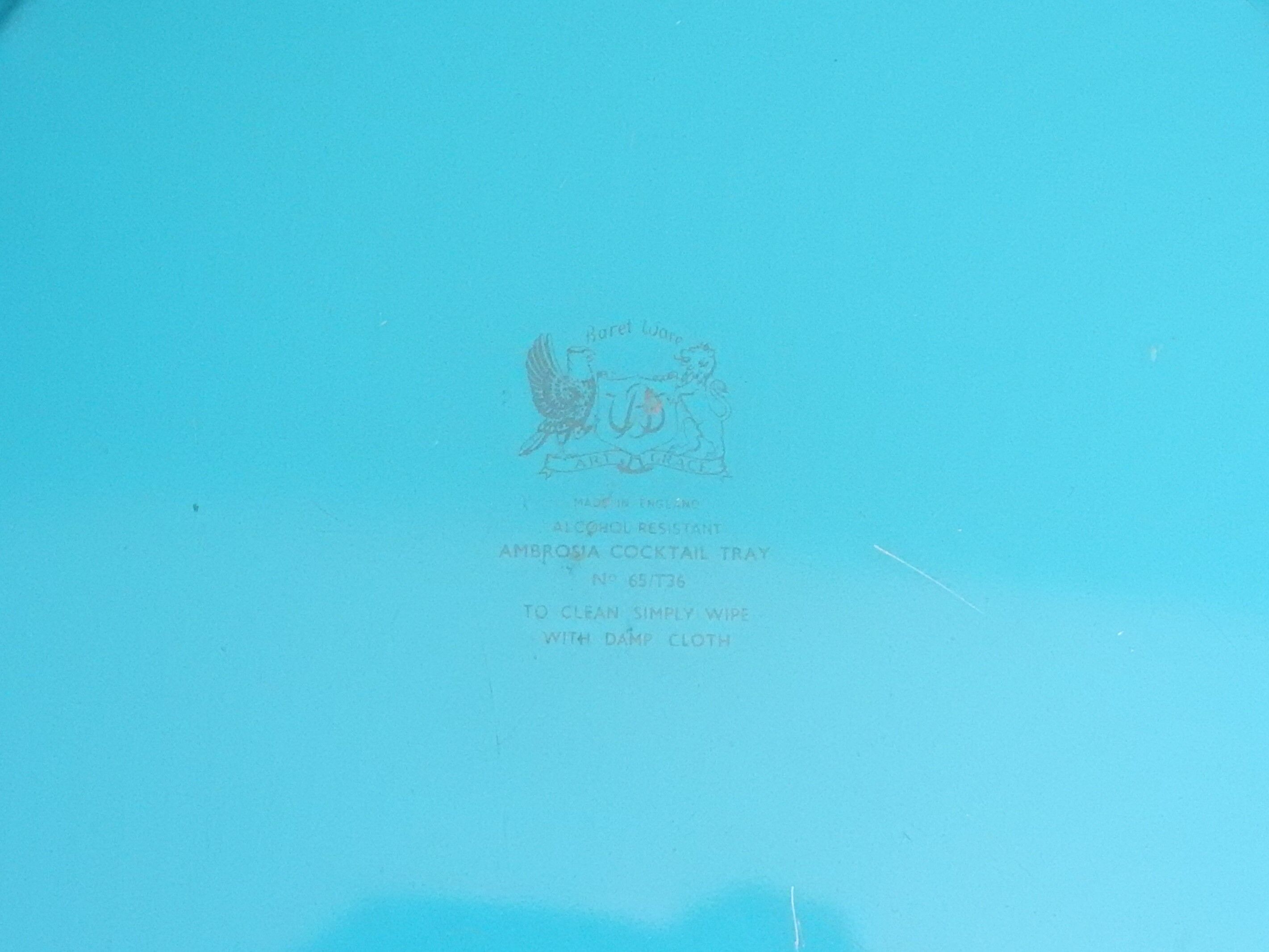 Small round metal tray Baret wave Ambrosia