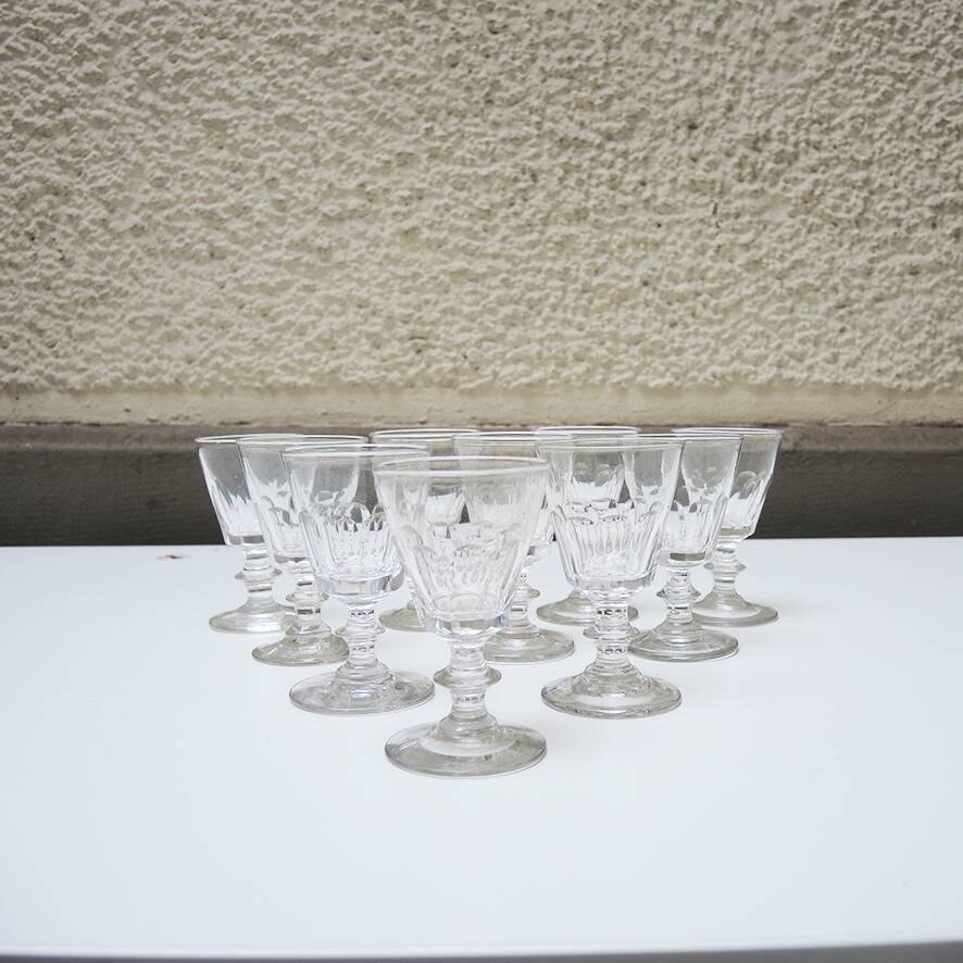 10 antique caton style crystal stemmed glasses h10 cm