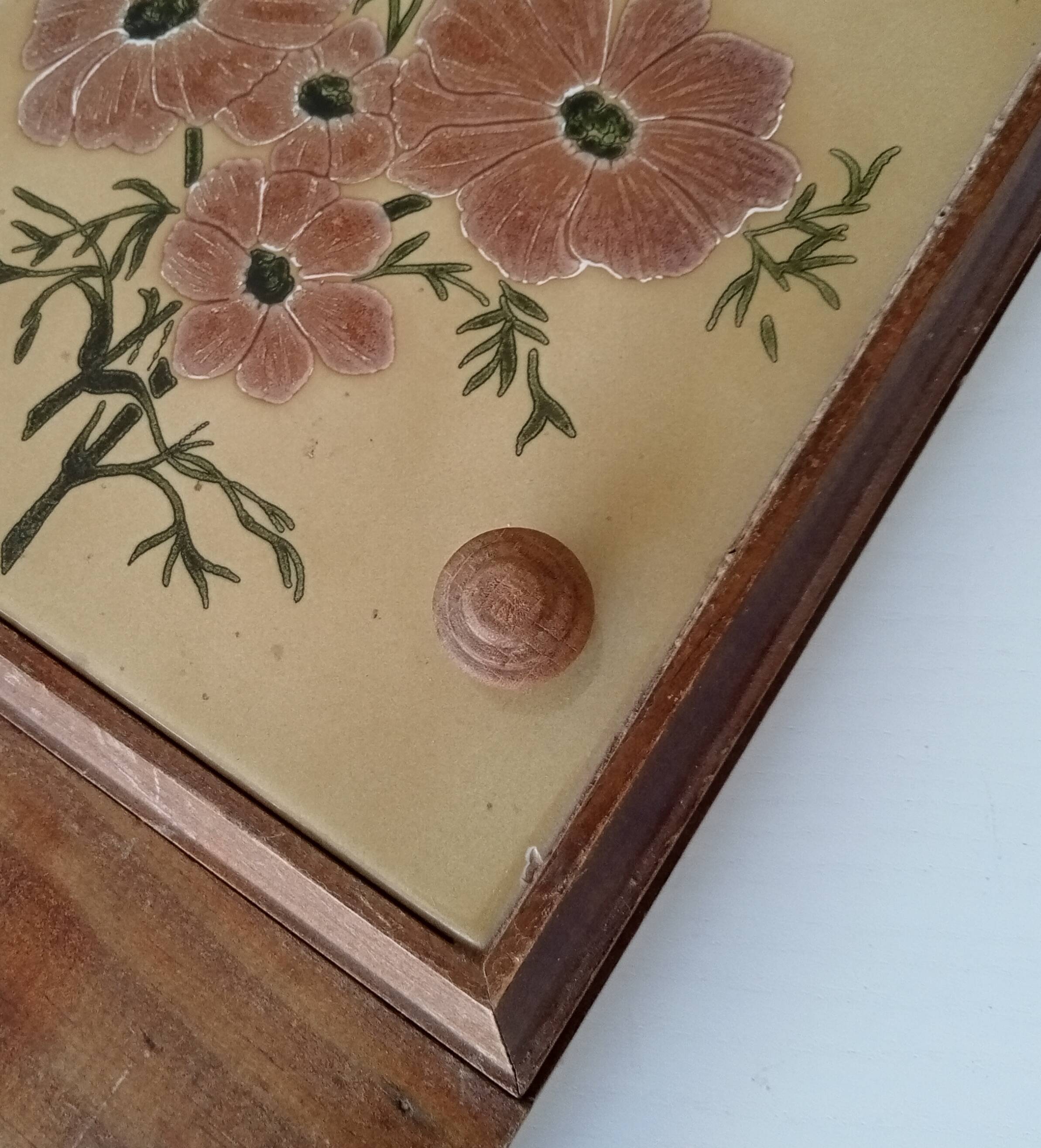 Vintage key holder wall box from the 60s/70s