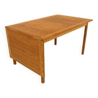 Teak hinged dining room table, Bertil Fridhagen, Bodafors, Sweden, 1950s