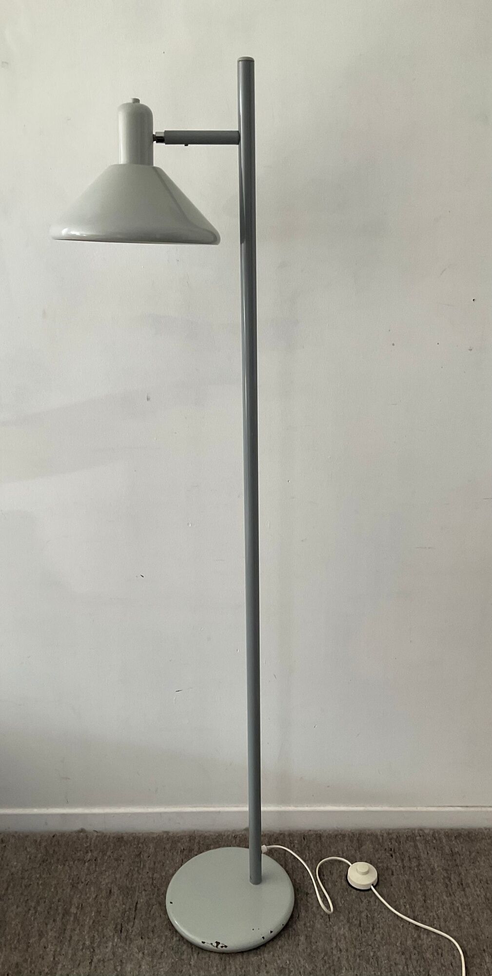 Lampadaire vintage années 70-80 en métal gris
