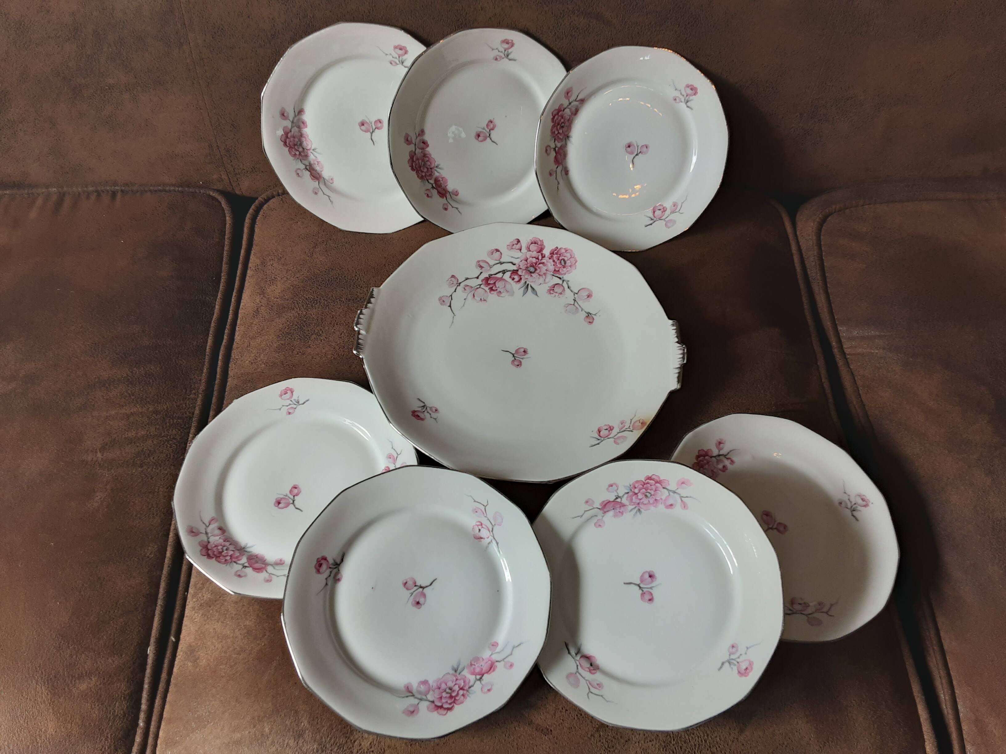 Service à dessert en porcelaine