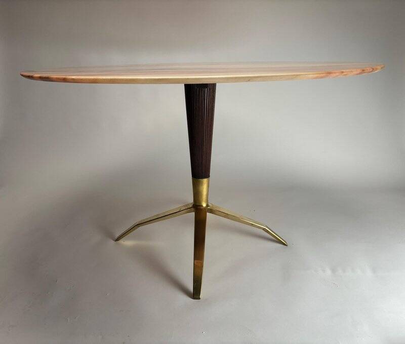 Table ronde de milieu de siècle avec plateau en marbre de Melchiorre Bega, années 1950.