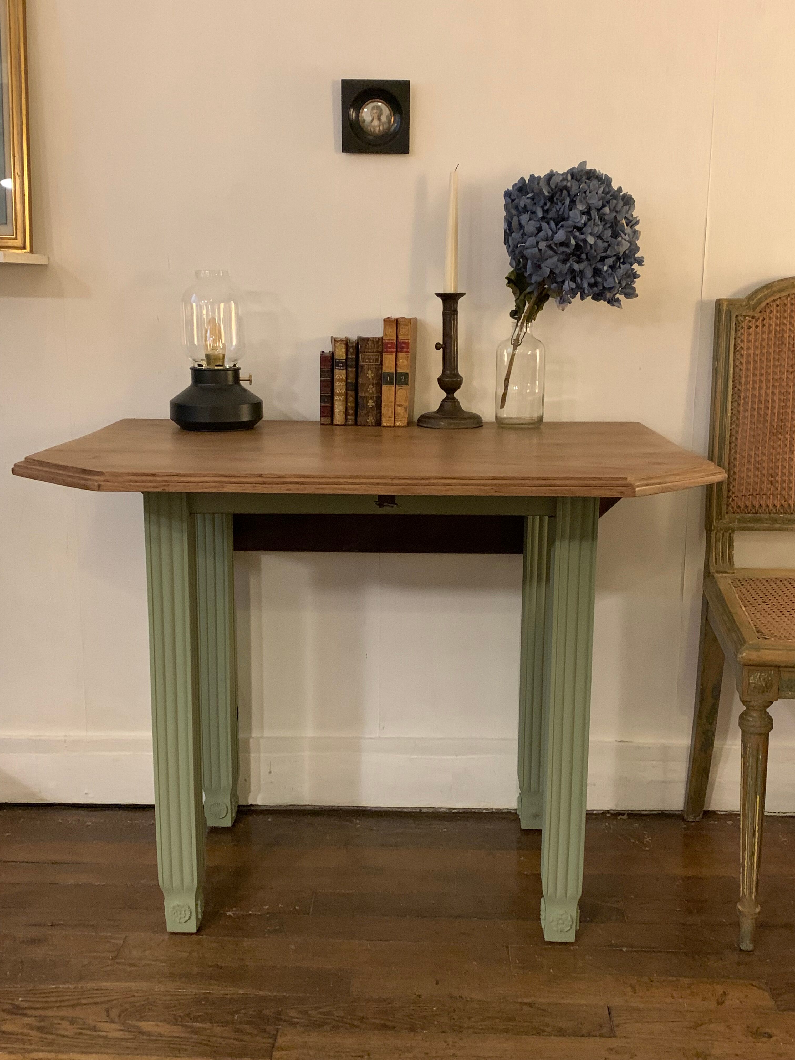 octagonal flap table