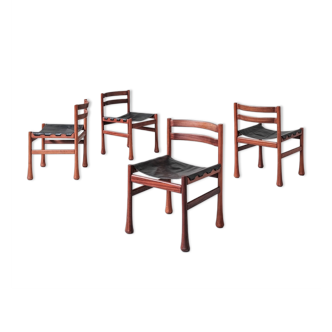 Ensemble de quatre chaises de salle à manger italiennes en bois et en cuir du milieu du siècle
