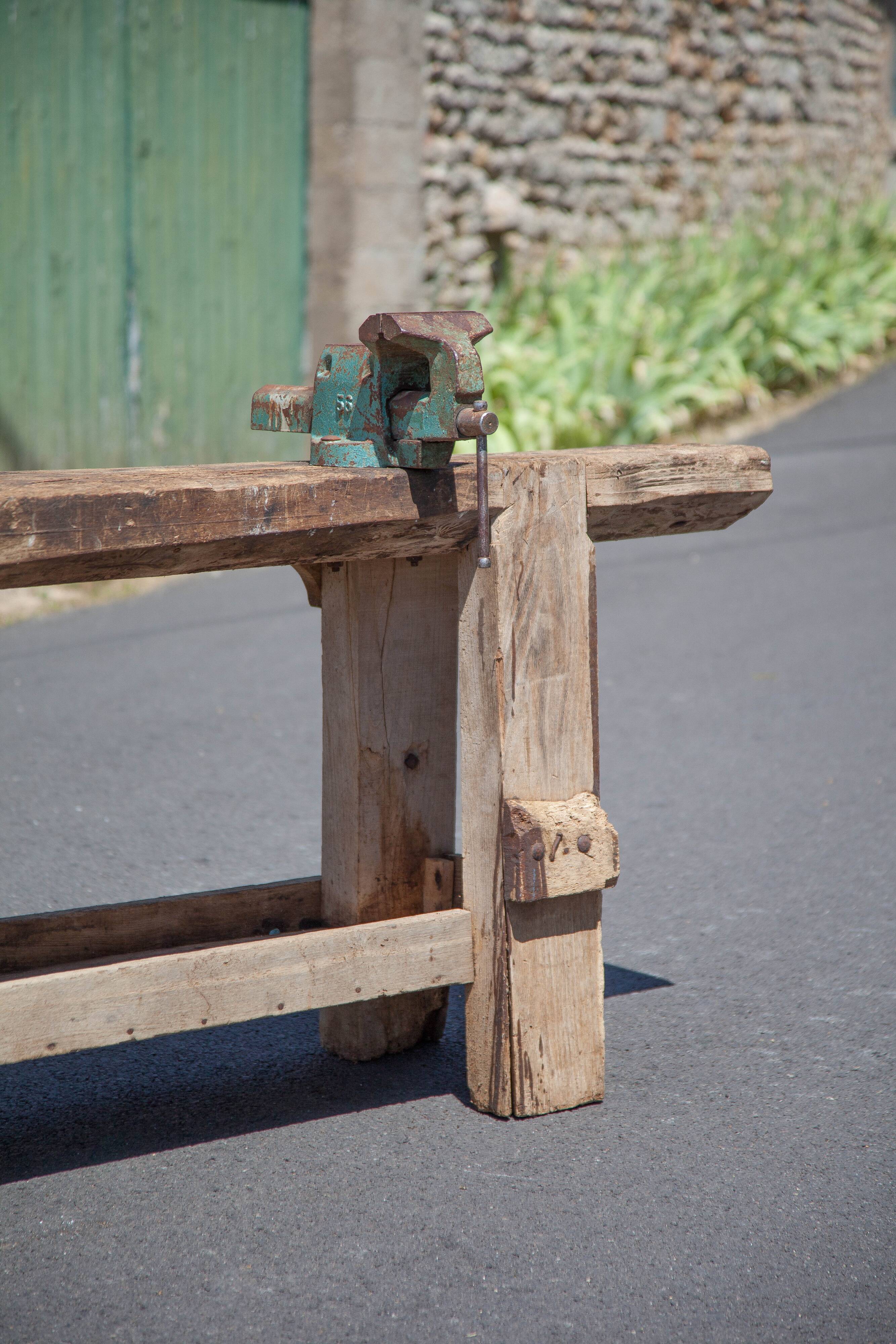 Large carpenter's workbench, old workbench, wooden workbench, industrial decoration