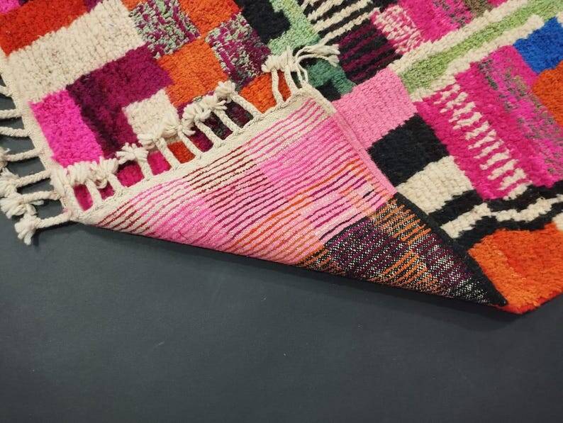 Berber Moroccan rug decorated 250cm x 150cm