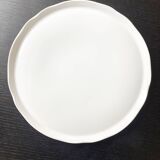 Pie or cheese dish, in white porcelain