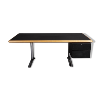 Warren Platner desk with drawers, Knoll International