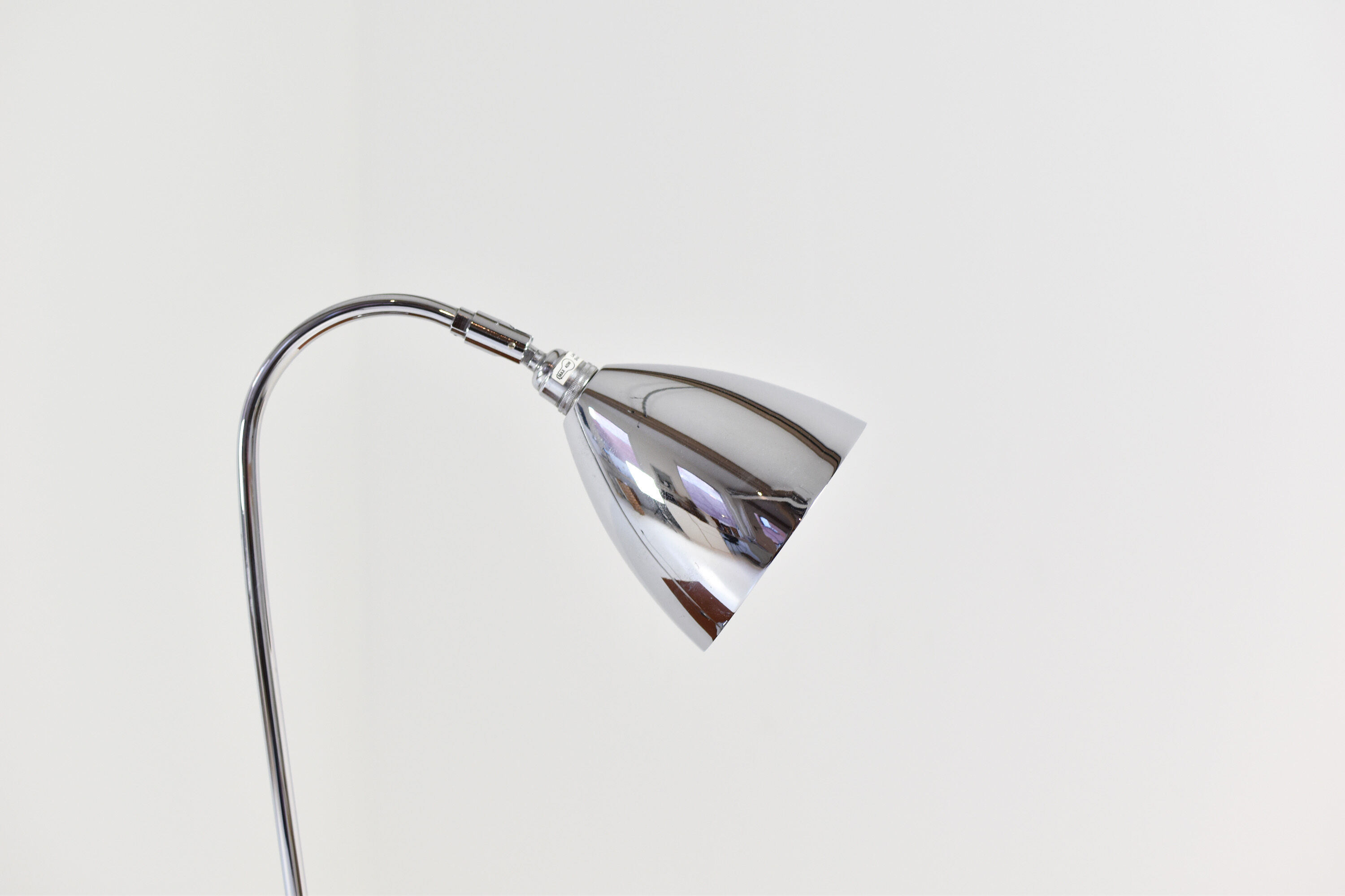Lampe de bureau chromée du Royaume-Uni des années 1960