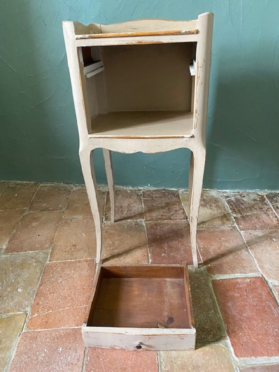 Bedside fruit wood XIXth beige patina