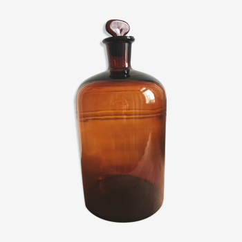 Amber apothecary bottle