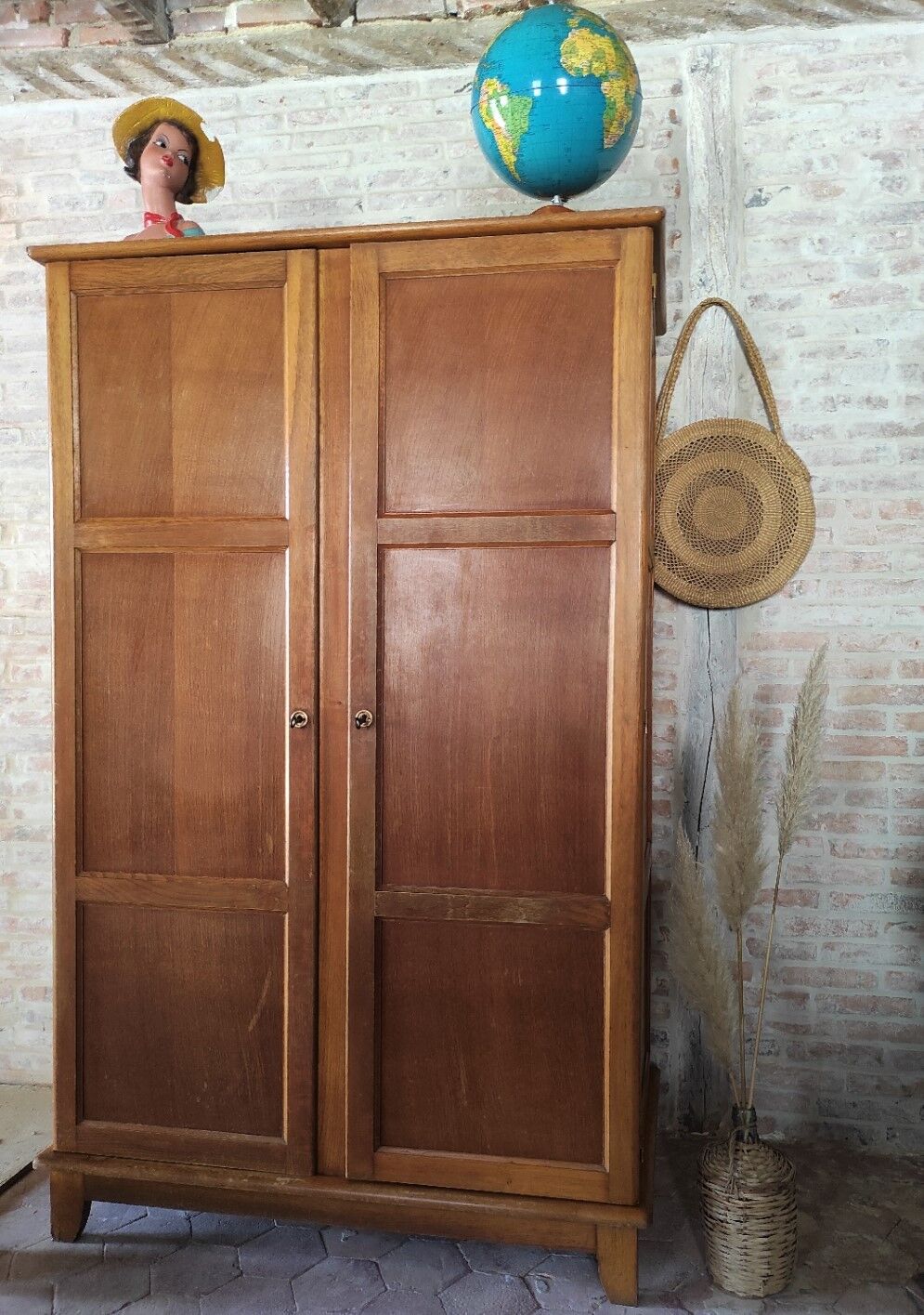 Armoire