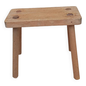 Tabouret vintage bois ancien de ferme traite brutaliste