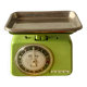 Stube vintage household scale in green enameled metal - Force 10