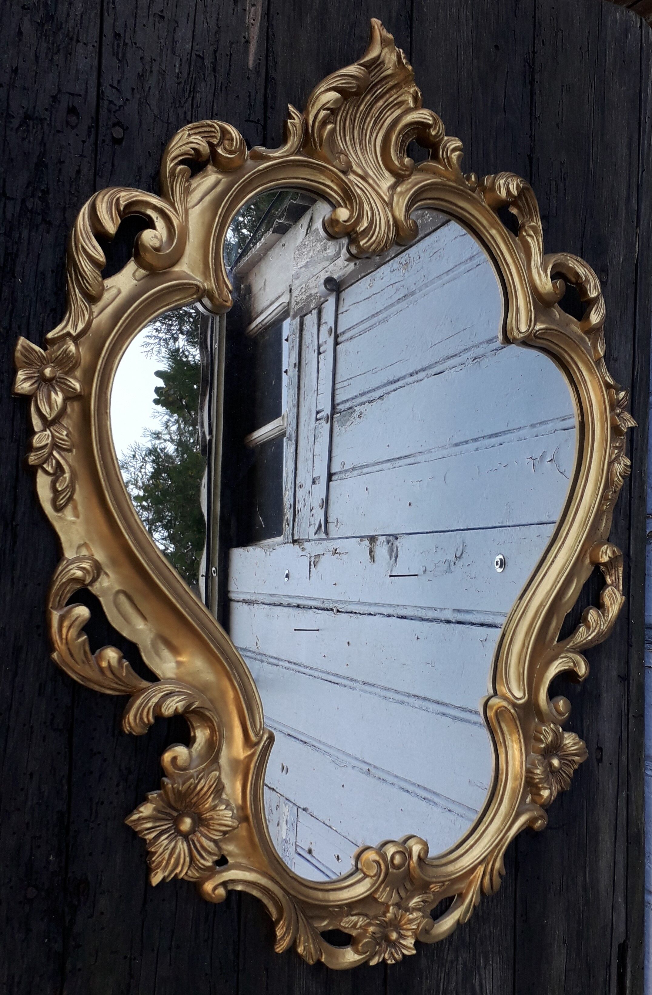 Miroir en resine doré 62 x46 cm