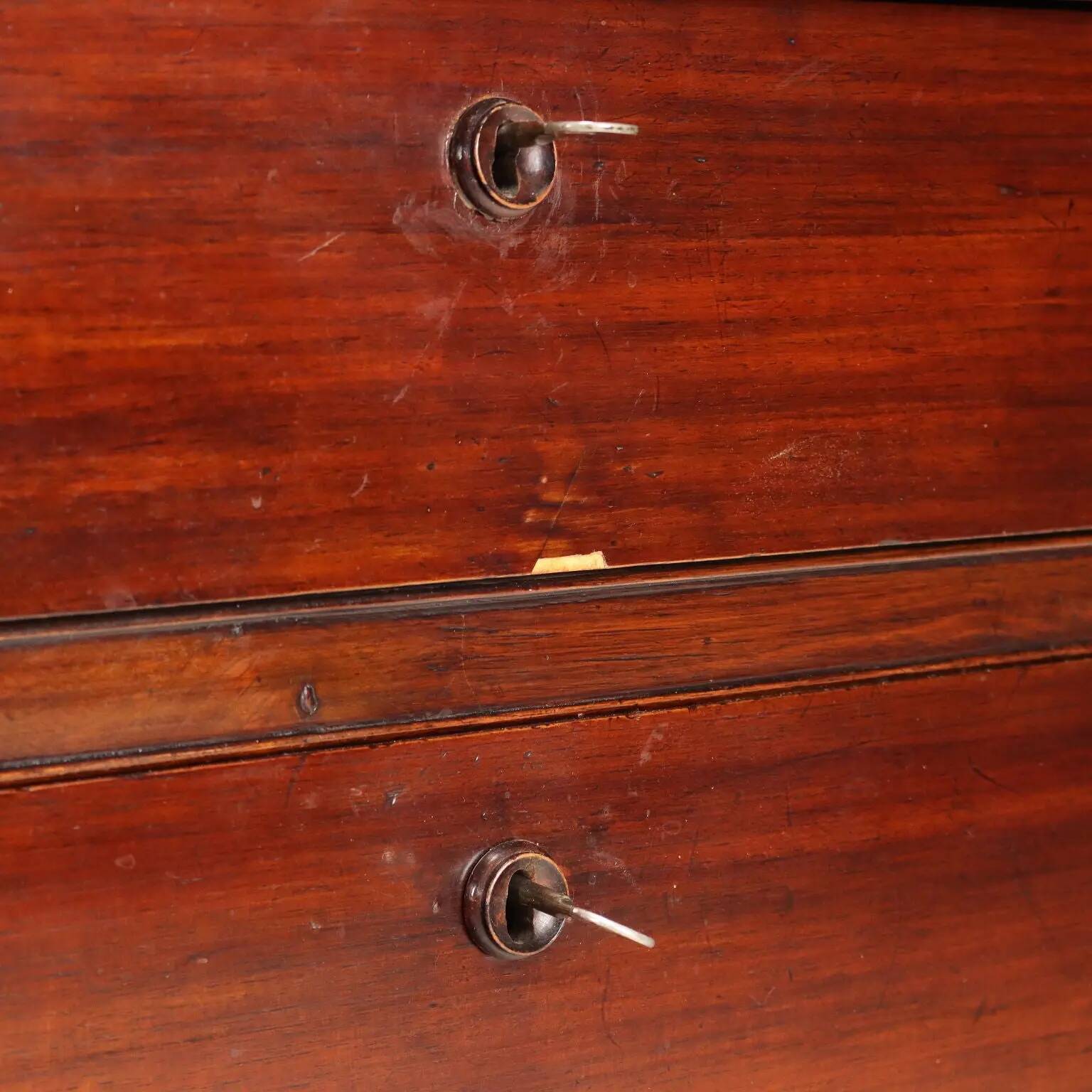 Antique Louis-Philippe walnut commode, 19th century