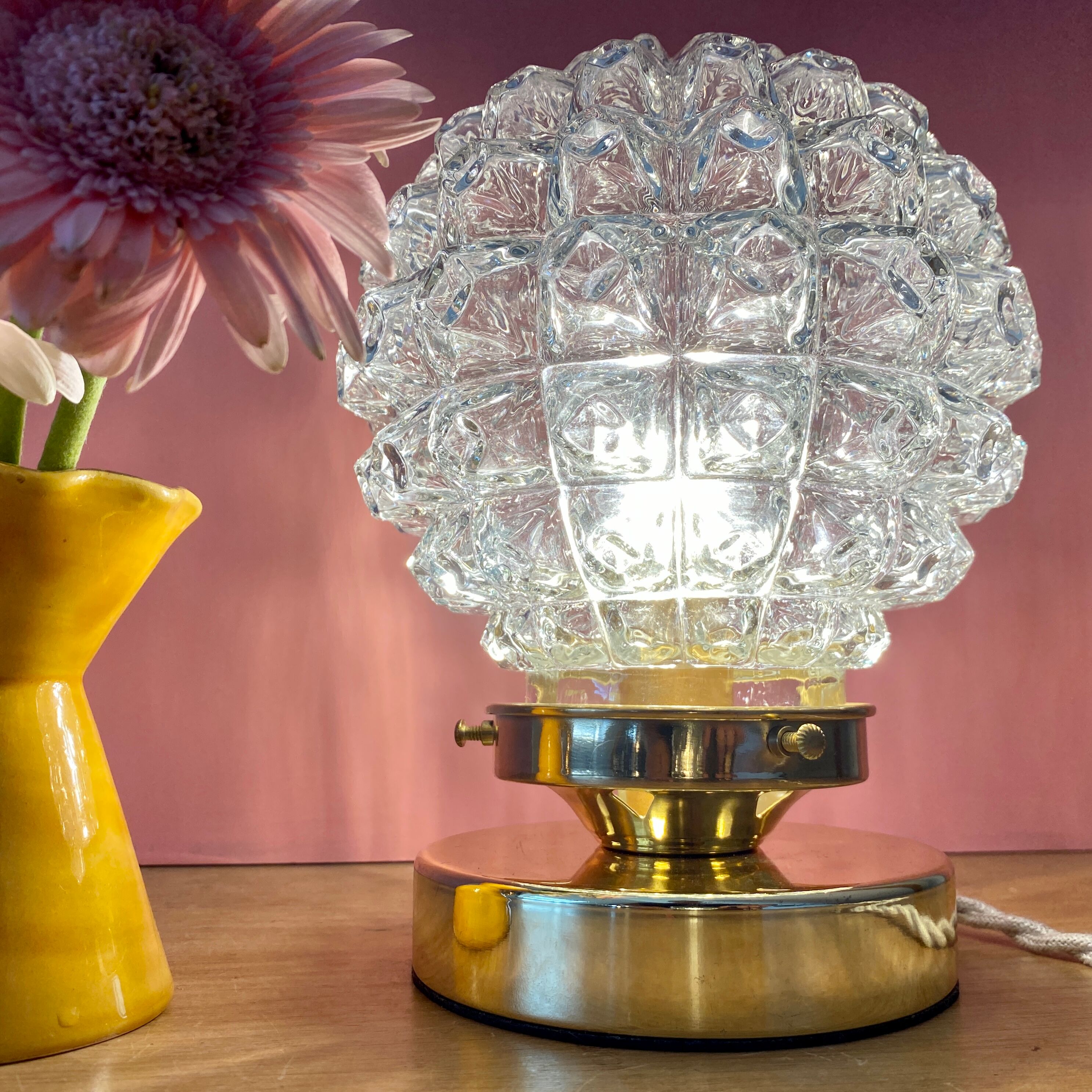 Vintage globe table lamp in molded glass