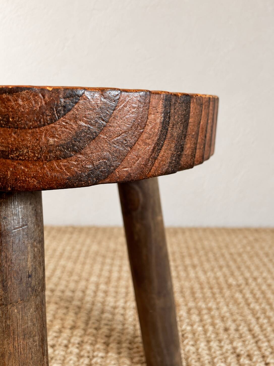 Ancien tabouret de ferme