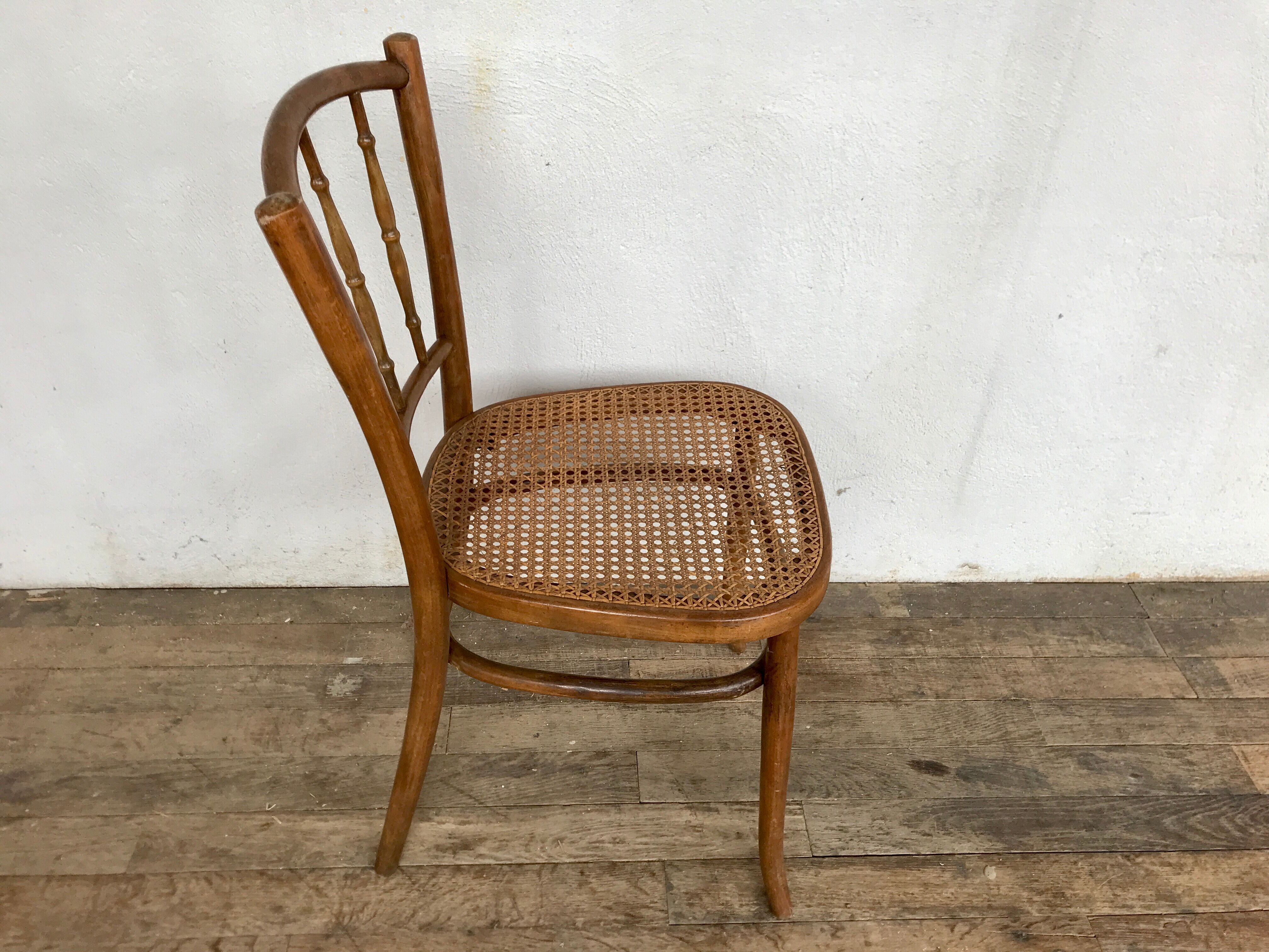 Chaise bistrot baumann 1920 troquet parisien