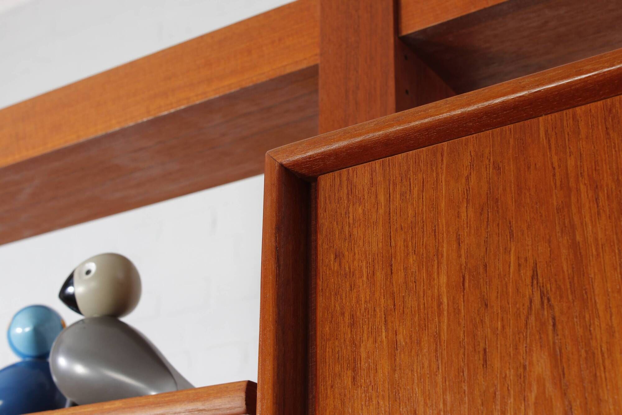 Teak cabinet shelf wall unit RT Möbel Ristenpatt design vintage