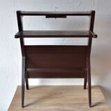 Ancienne sellette porte-revue style scandinave en bois foncé avec cendrier intégré en laiton