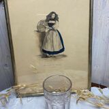 Engraved bridal vase from 1889 in thick glass