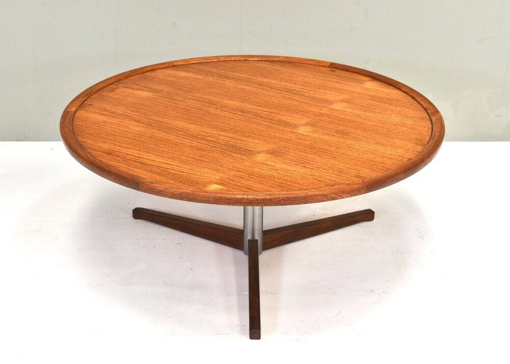 Vintage Dutch round coffee table in teak by Martin Visser for Spectrum, 1960s