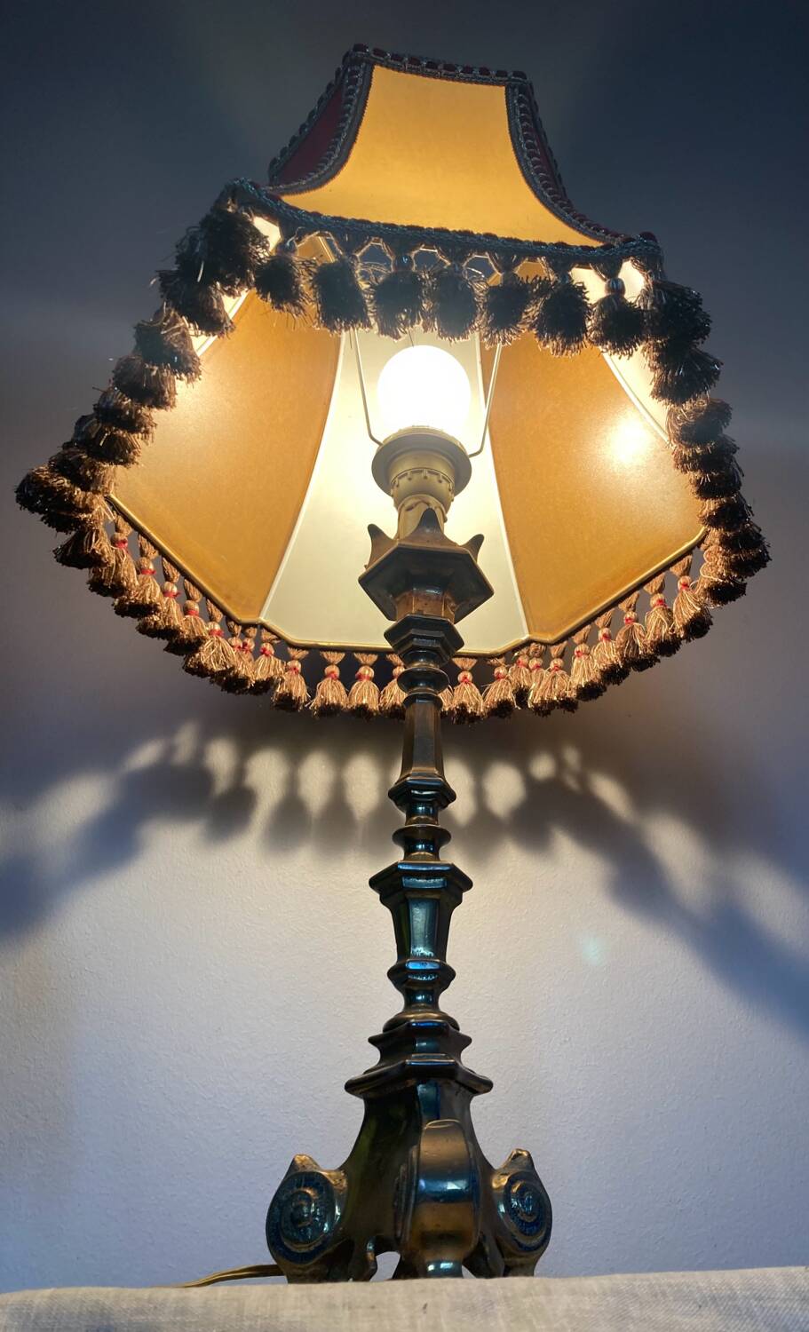 Pic candle living room lamp in solid brass, 20th century