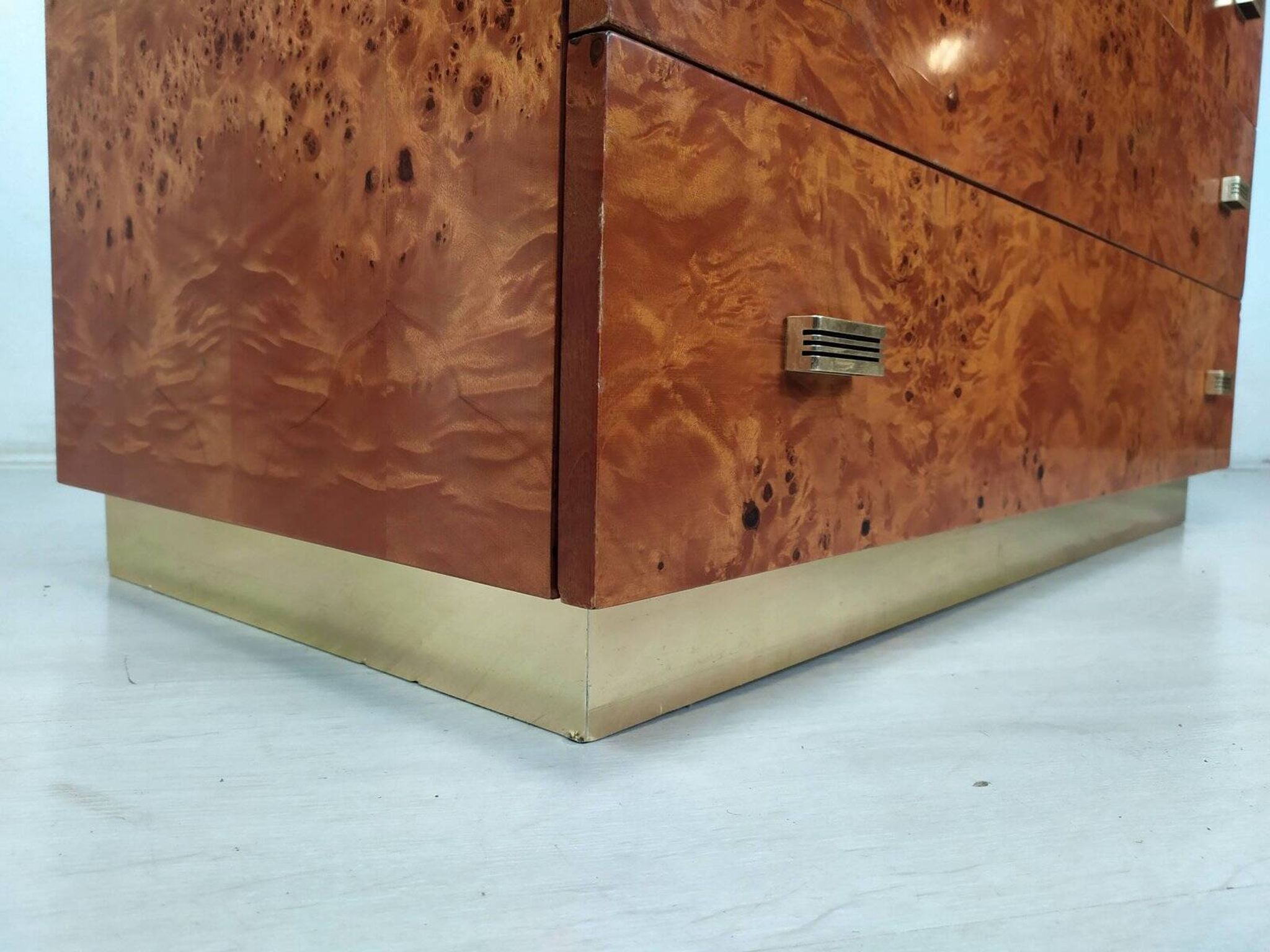 Vintage drawer chest in amboyna burl, 1970s