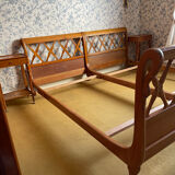 Paire de lits et tables de chevet col de cygne style empire