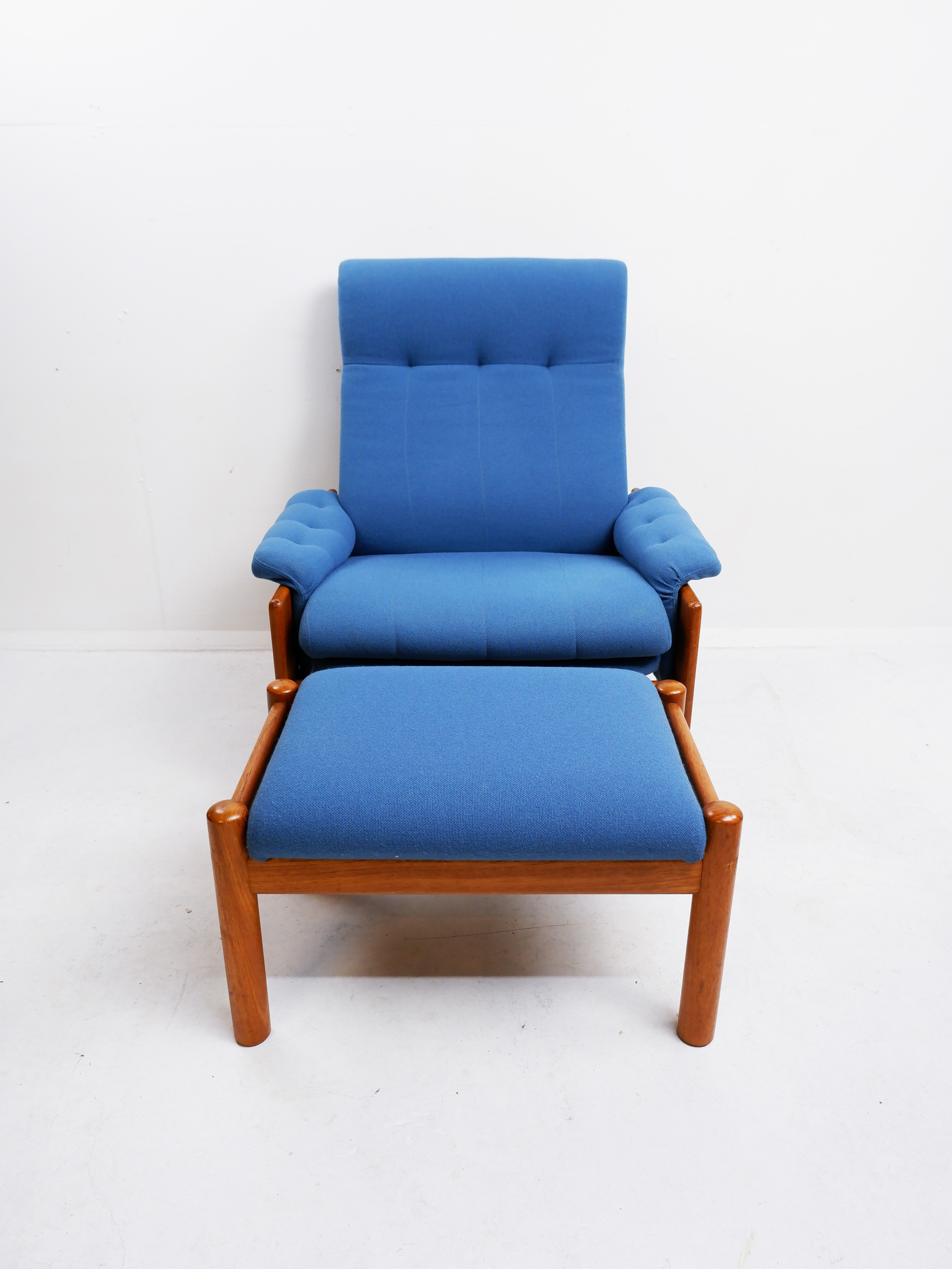 Skippers Mobler lounge chair with ottoman, Denmark 1970s