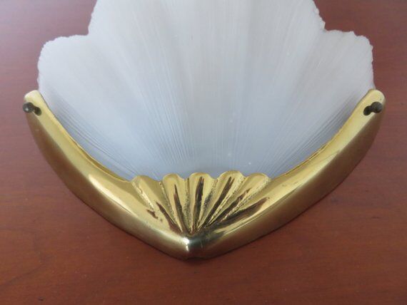 Art deco "shell" wall lamp
